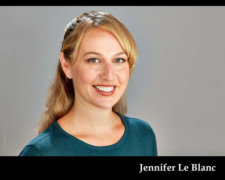 Jennifer Le Blanc headshot